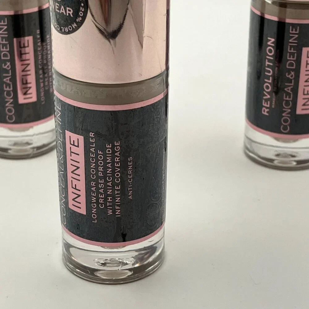 Revolution 3 Set Conceal & Define Infinite Longwear Concealer 16HR Full Cover